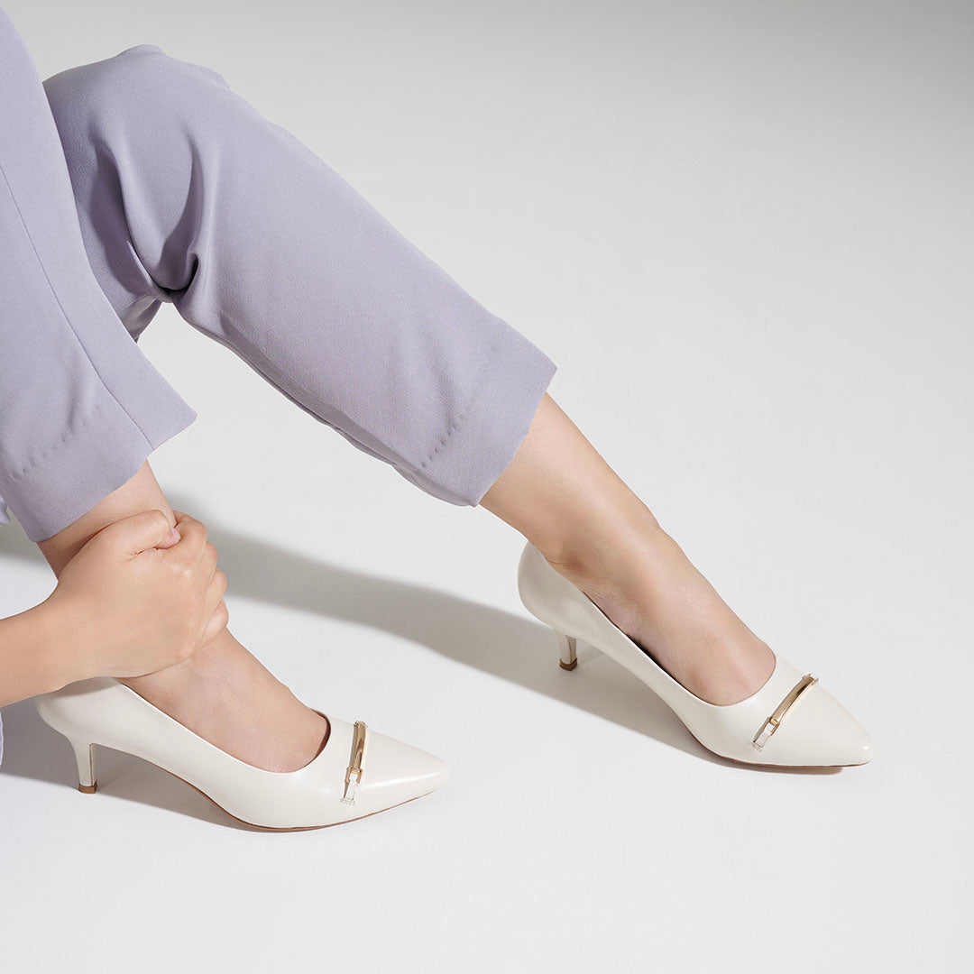 Noa Leather Pumps