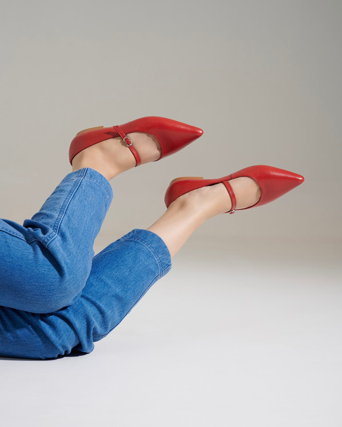Poppy Leather Pointed Ballerinas