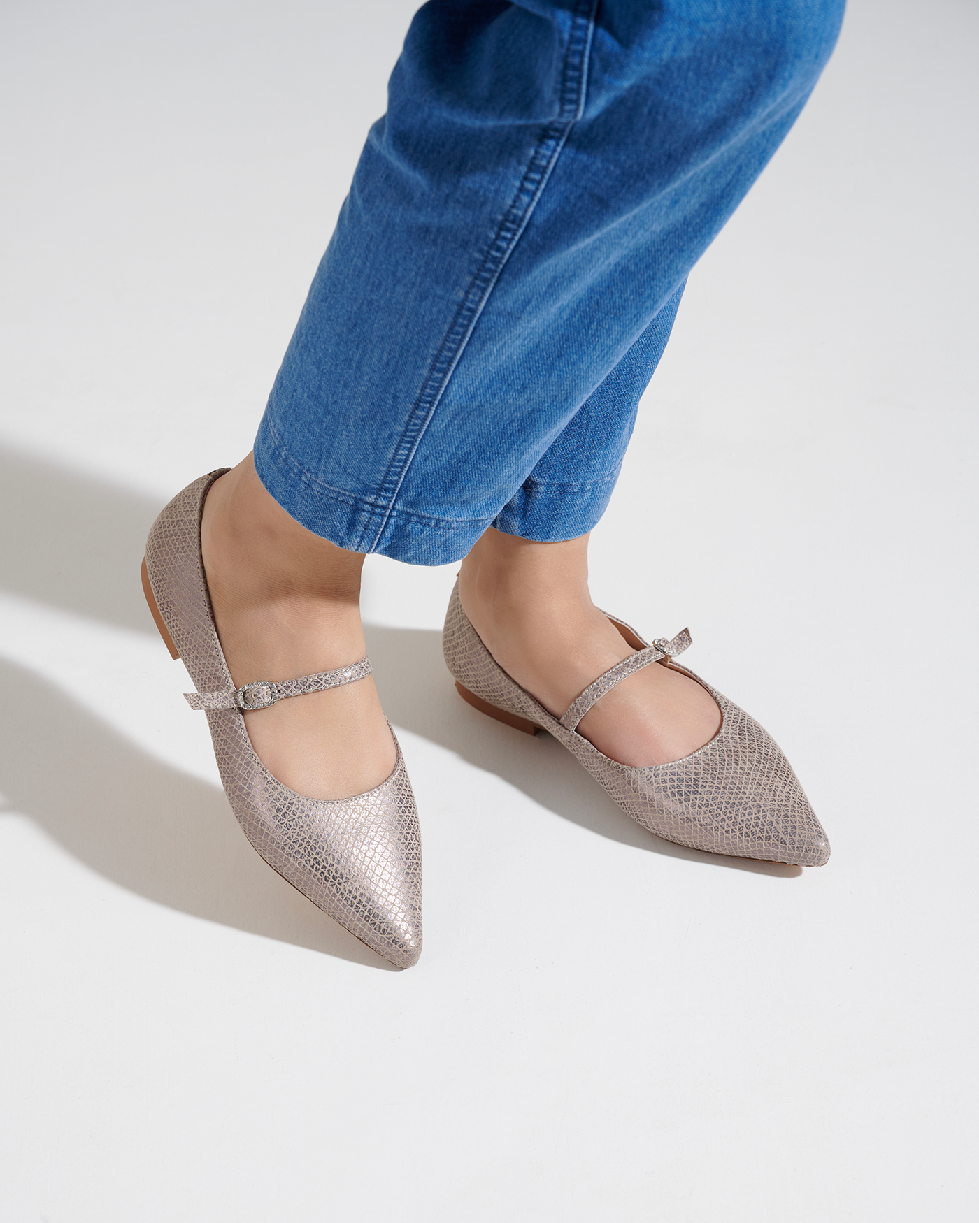 Poppy Leather Pointed Ballerinas