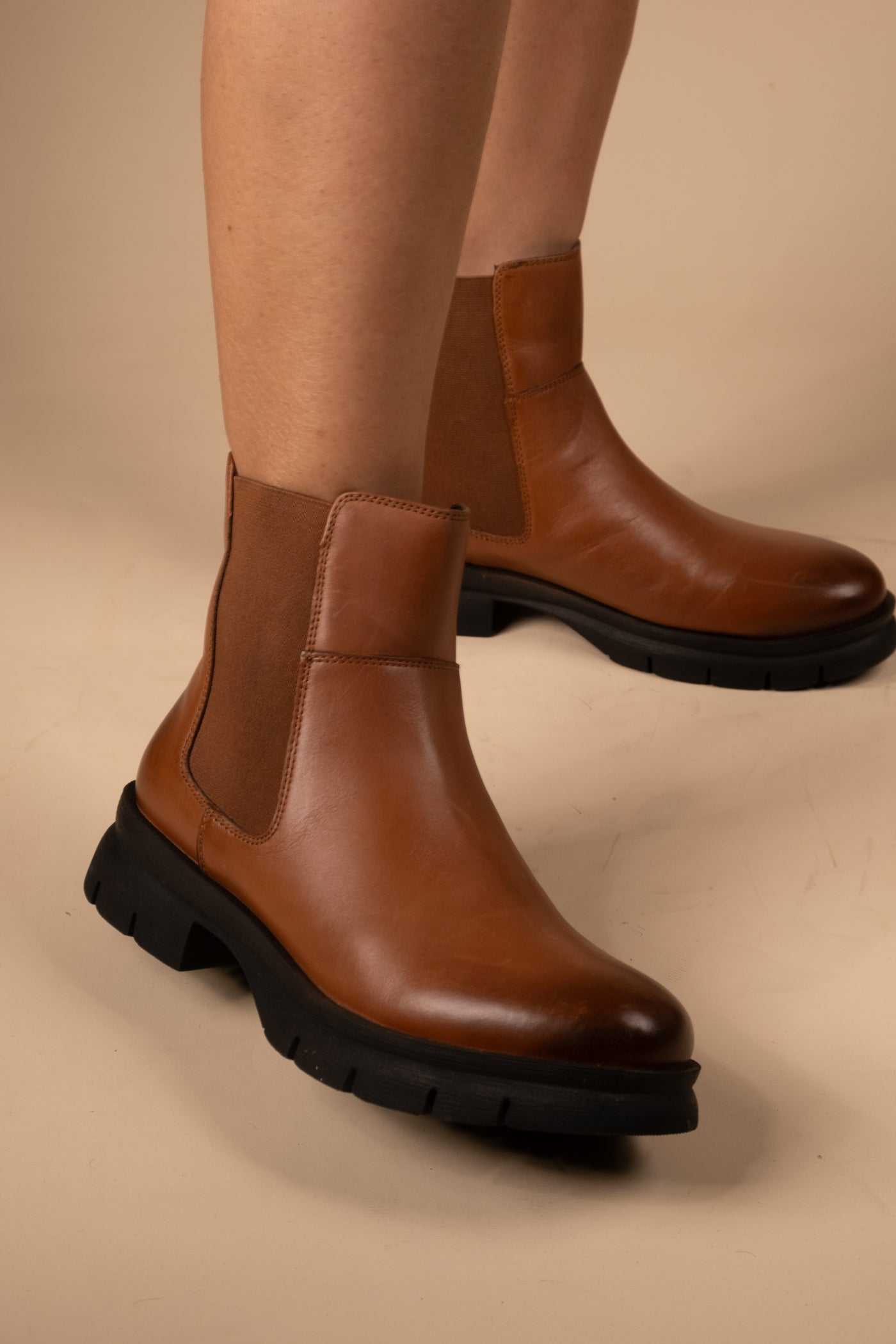 Ember Leather Chelsea Boots