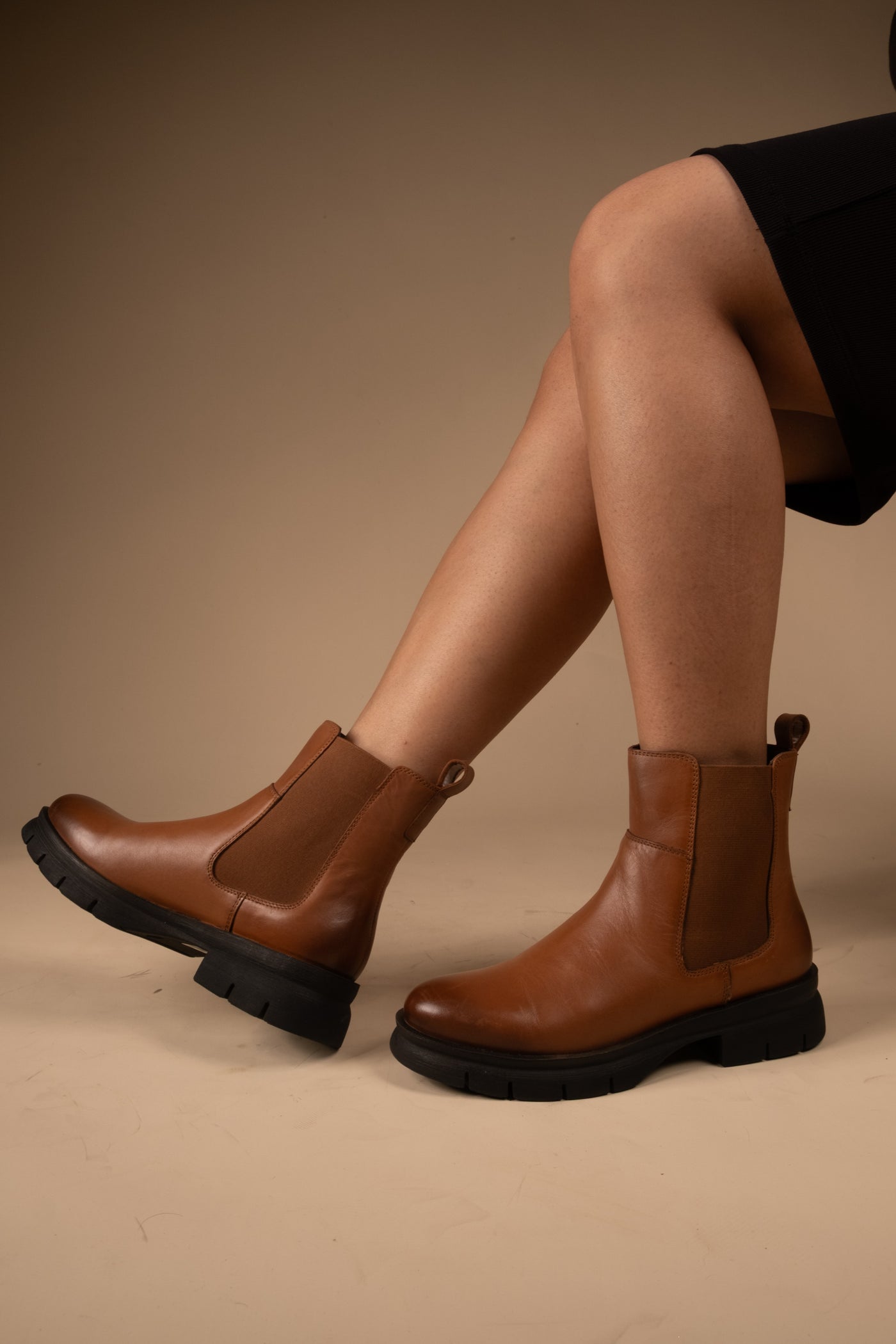 Ember Leather Chelsea Boots