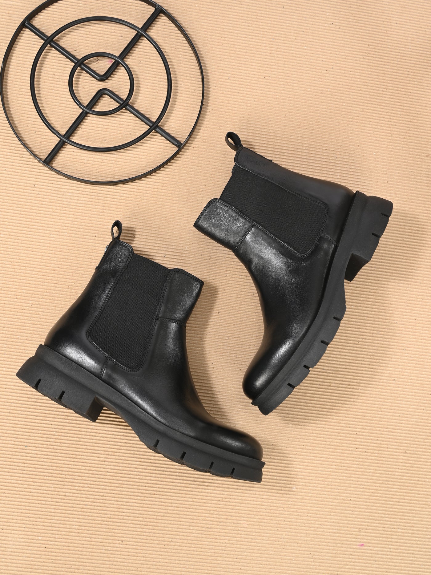 Ember Leather Chelsea Boots