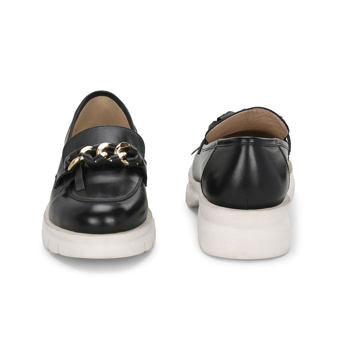 Trend'e White Leather Comfort Loafers