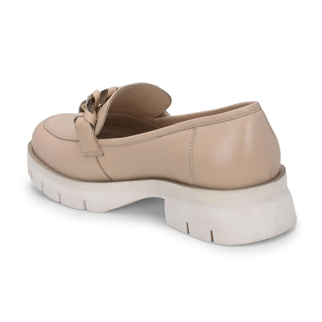 Trend'e White Leather Comfort Loafers