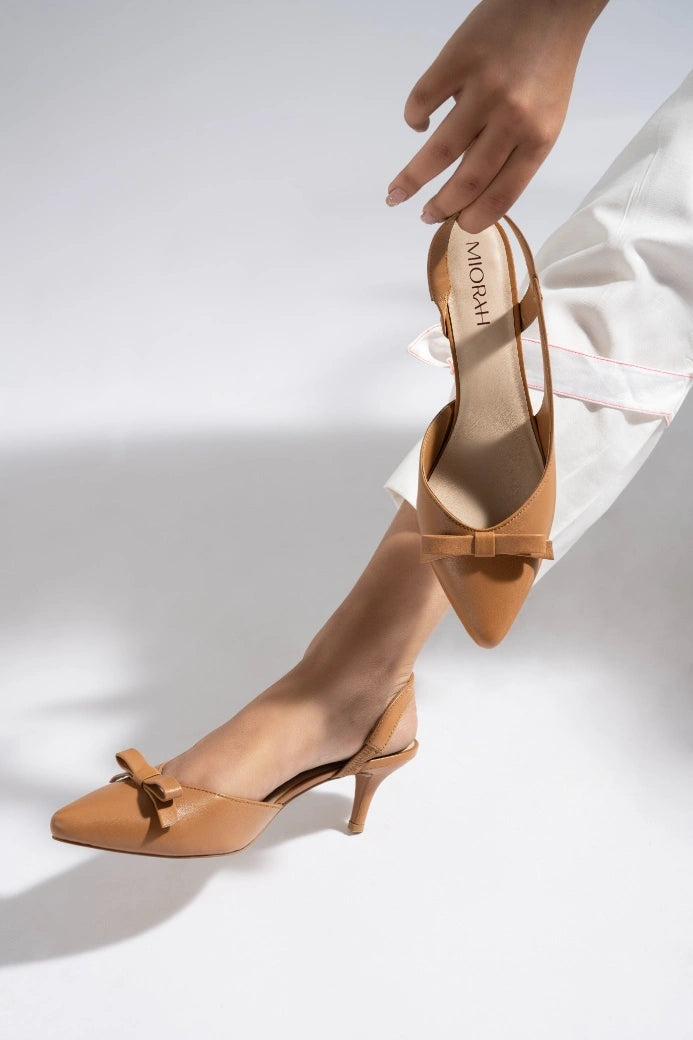 Grace Leather Bow Pumps