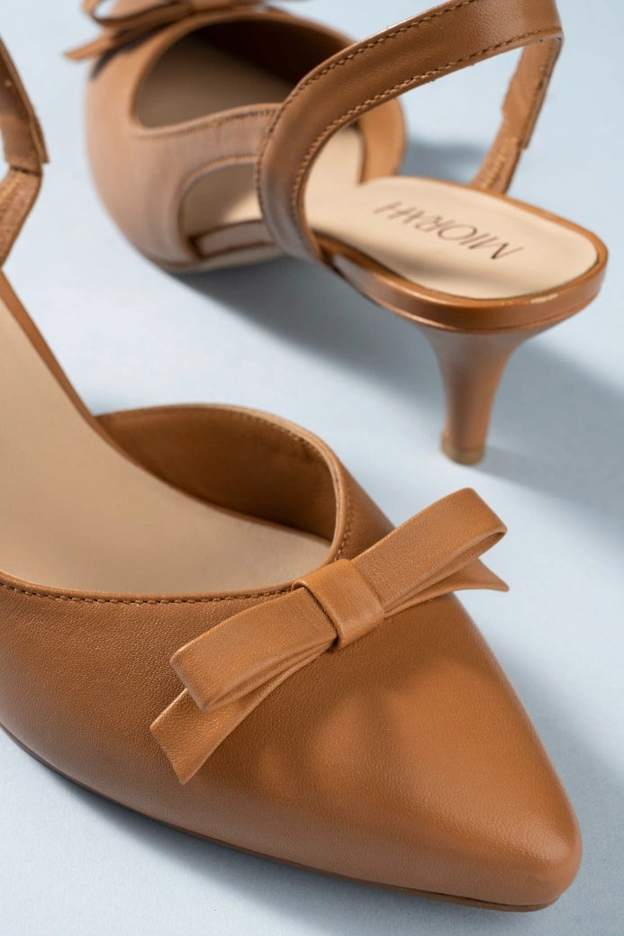 Grace Leather Bow Pumps