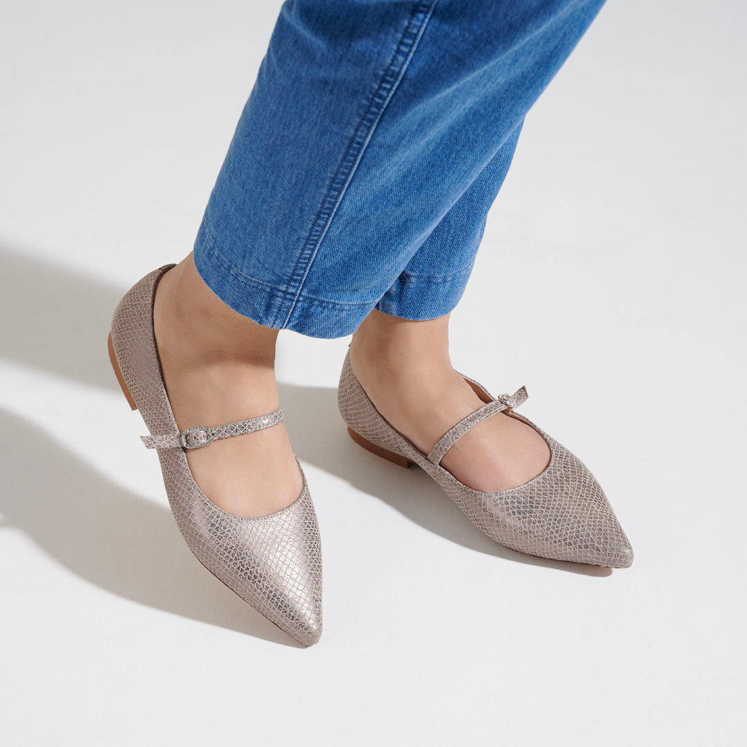 Poppy Leather Pointed Ballerinas