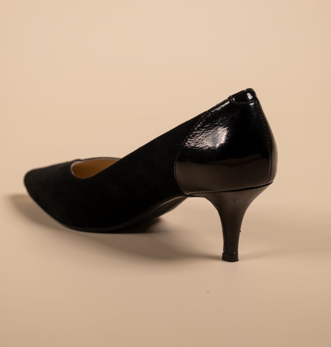 Kylie Black Leather Pumps