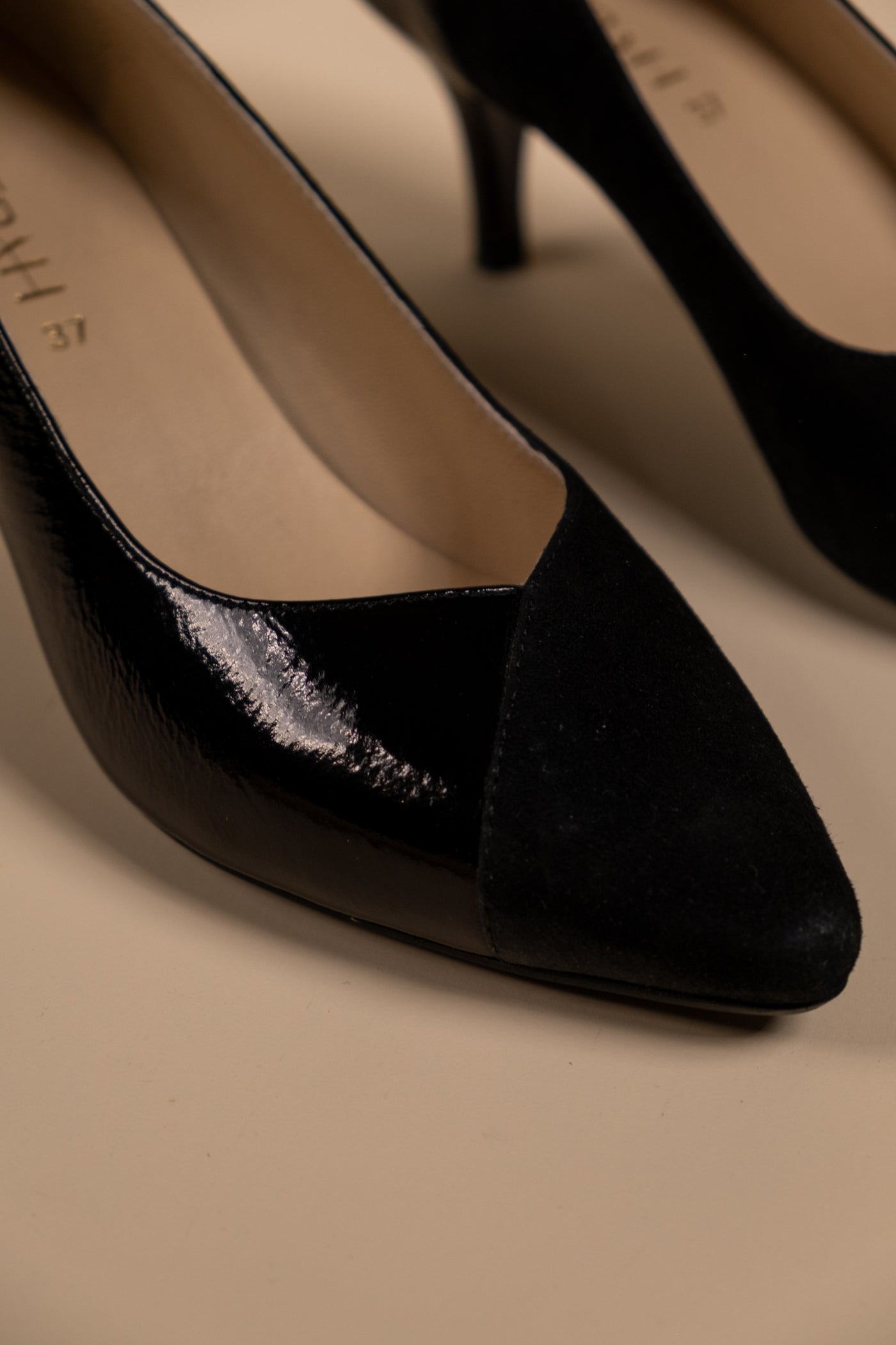 Kylie Black Leather Pumps