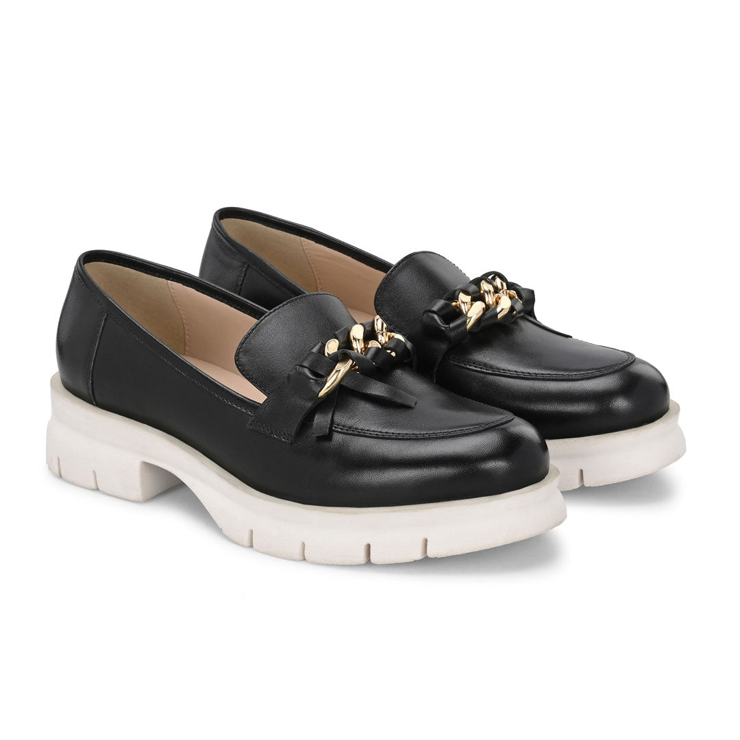 Trend'e White Leather Comfort Loafers