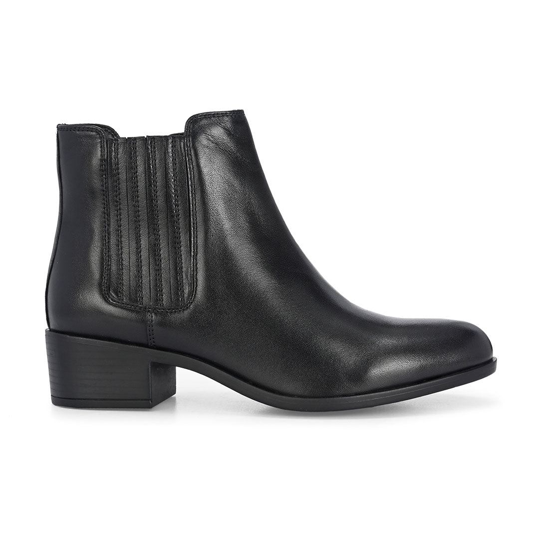 Viva Leather Ankle Boots