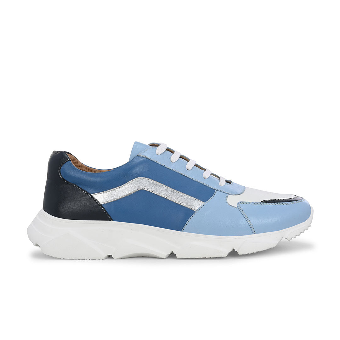 Dash Leather Outdoor Sneakers