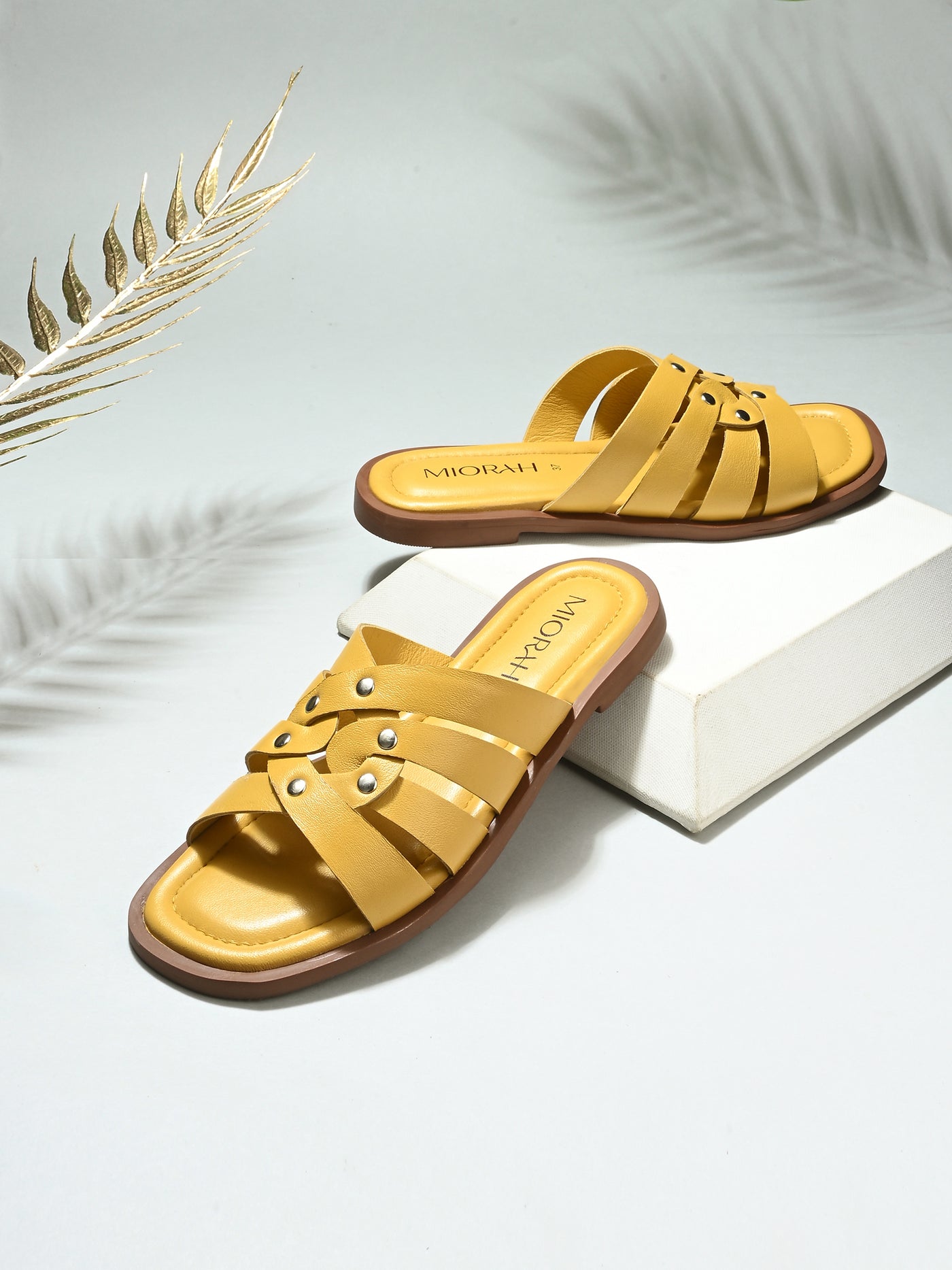 Ivy Leather Stud Flats