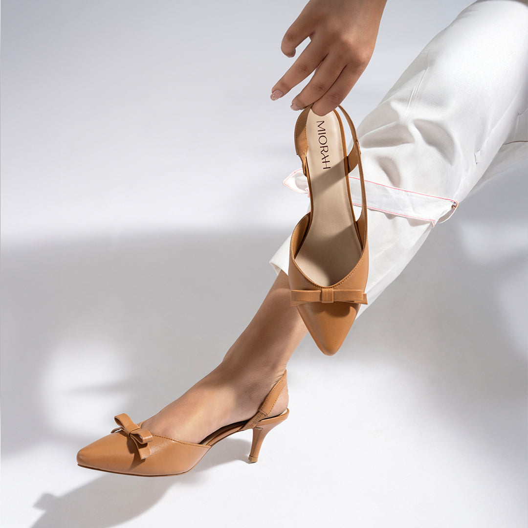 Grace Leather Bow Pumps
