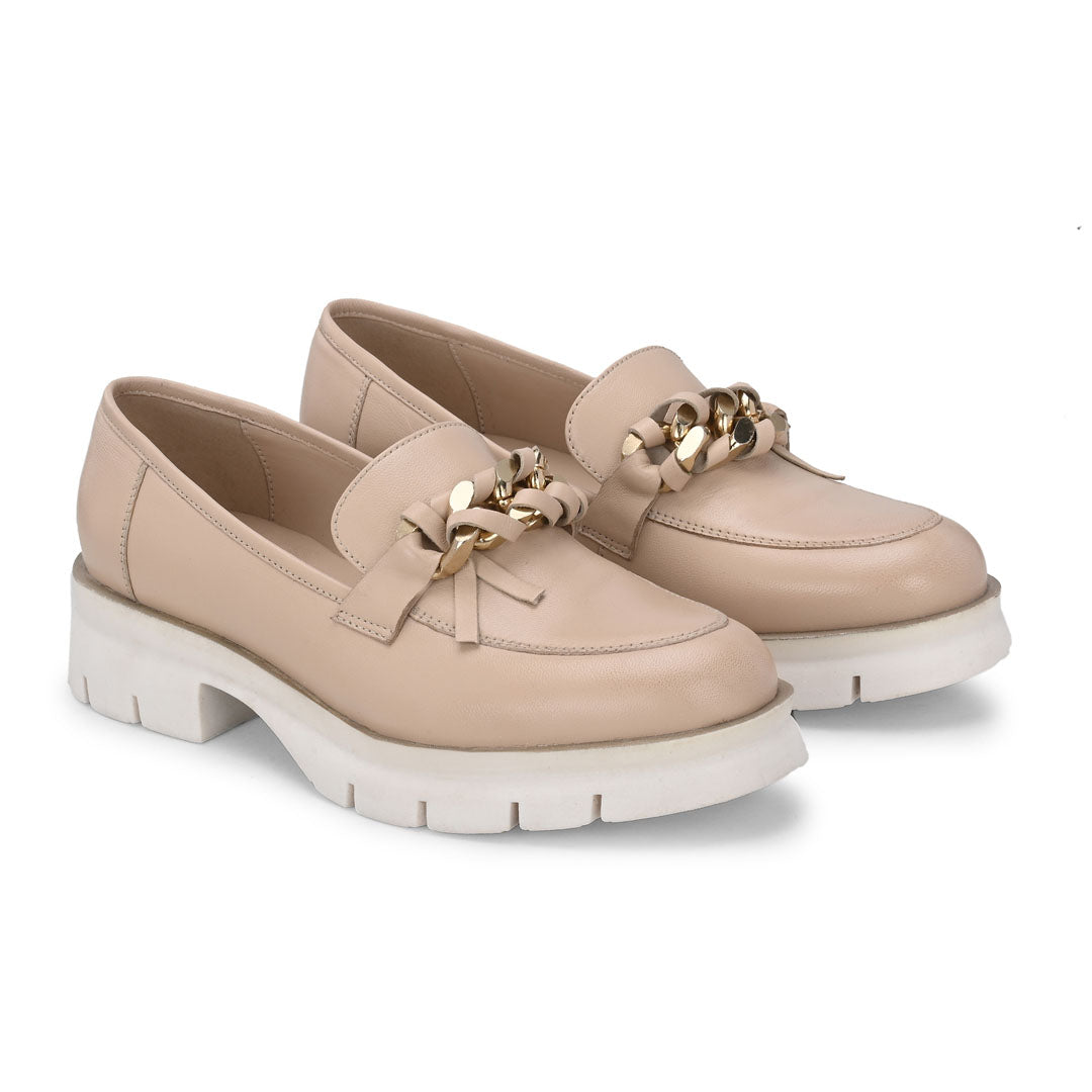 Trend'e White Leather Comfort Loafers