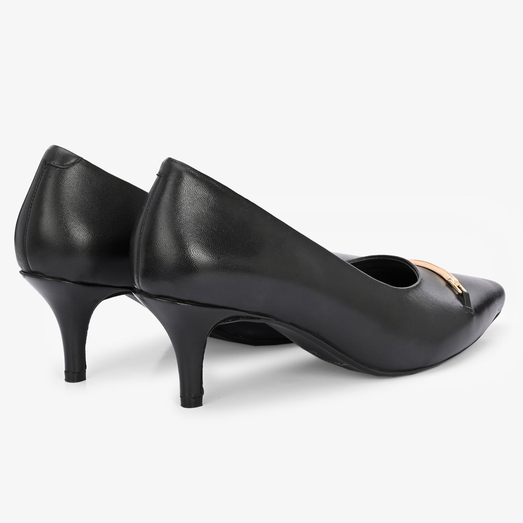 Noa Leather Pumps
